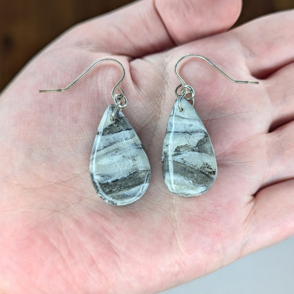 Raindrop Black And White Marble Earrings - Picture 5 of 10